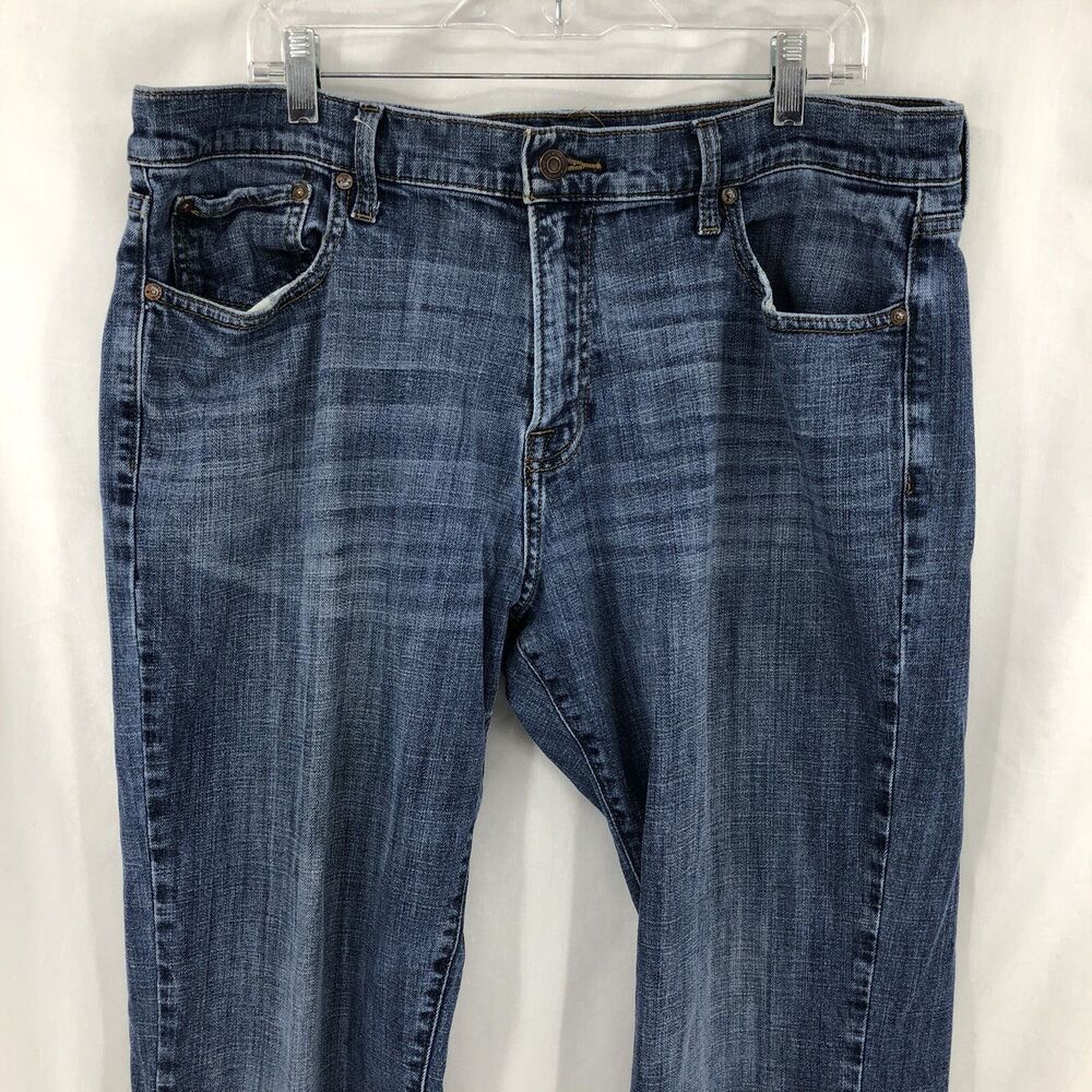 Lucky Brand 221 Straight Denim Blue Jeans Medium Wash 7MC1030 DELO 38 x 30